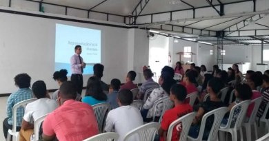 SINDPEP visita Projeto Social Jovens Pensantes